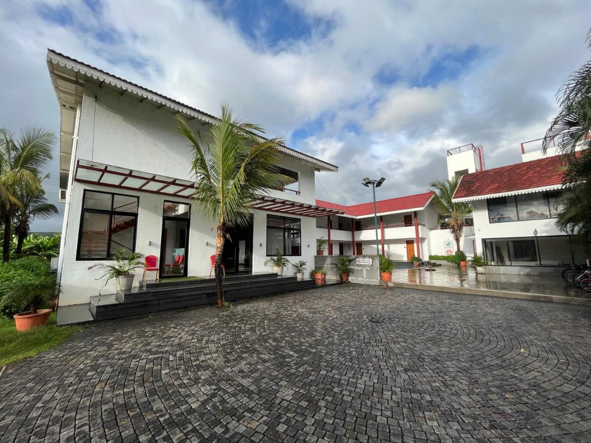 The Green Estate Resort Nashik Exterior photo